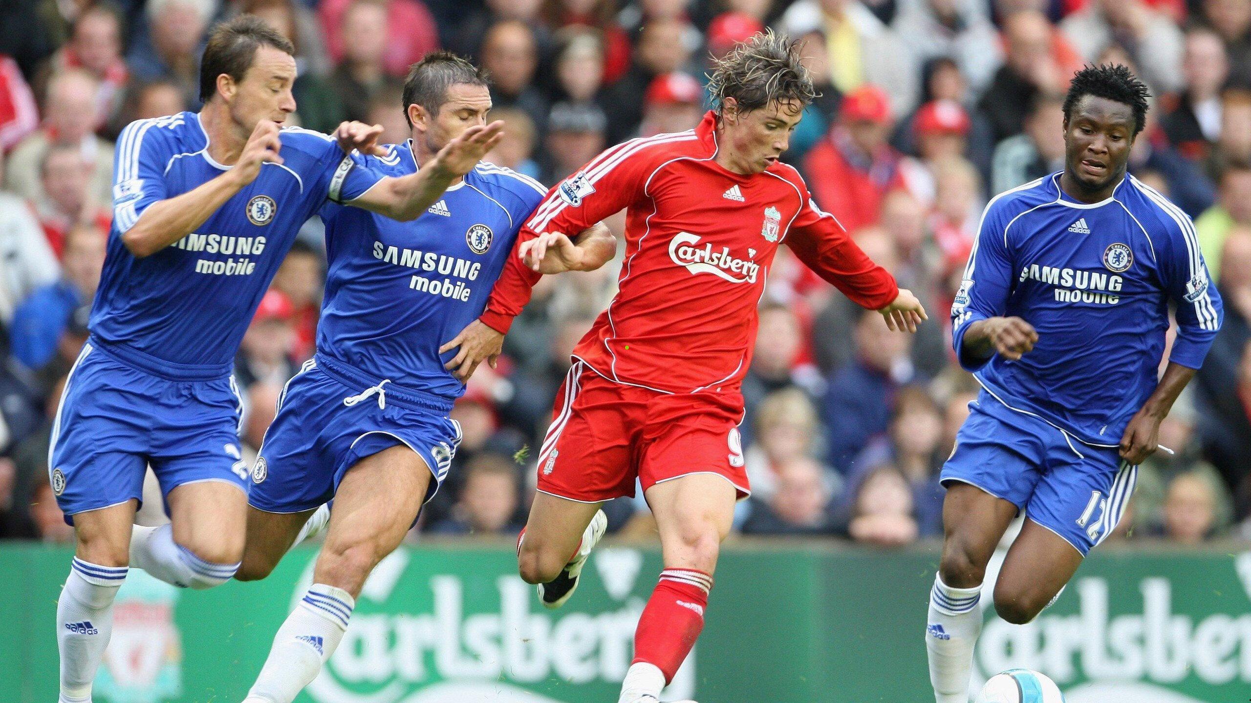 甜蜜定格，安东内拉手机壁纸珍藏梅西世界杯经典瞬间